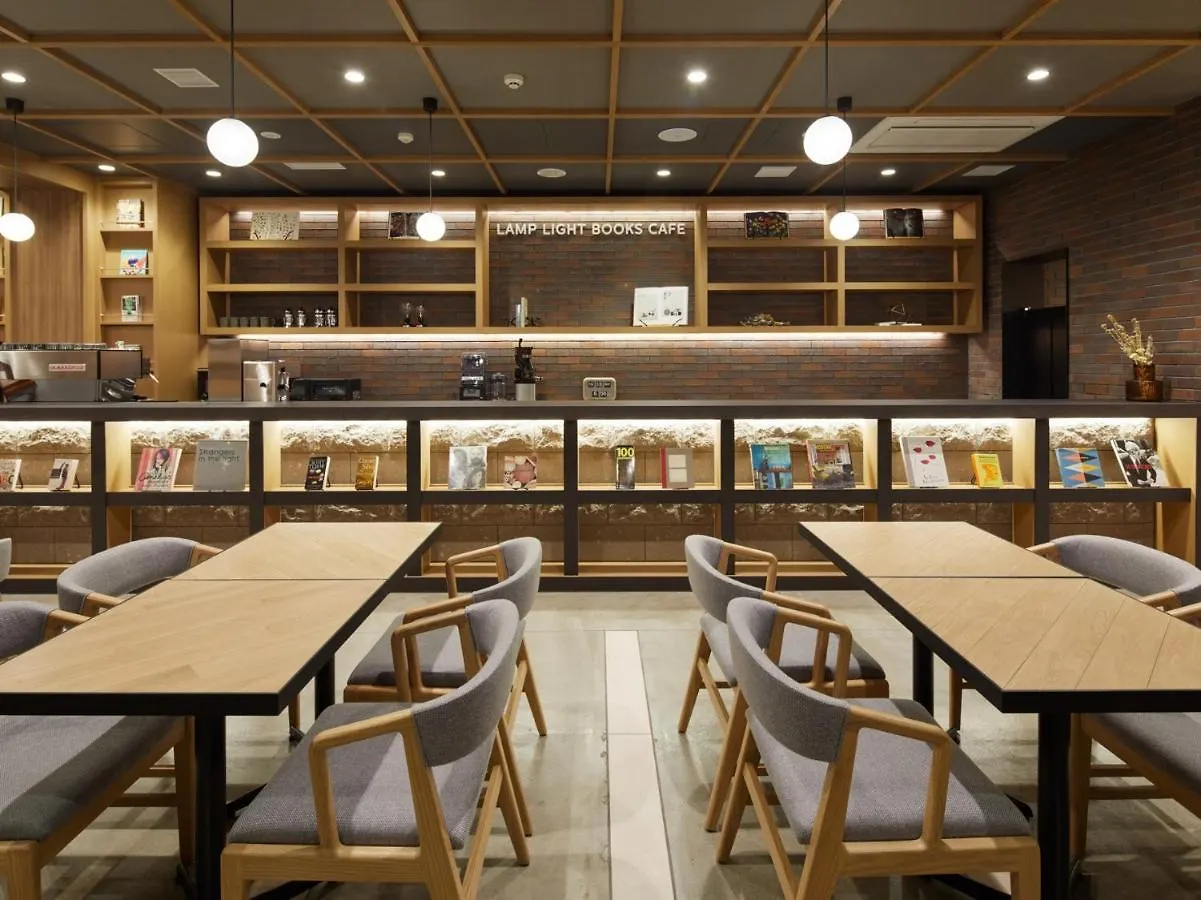 Lamp Light Books Hotel Sapporo 3*,