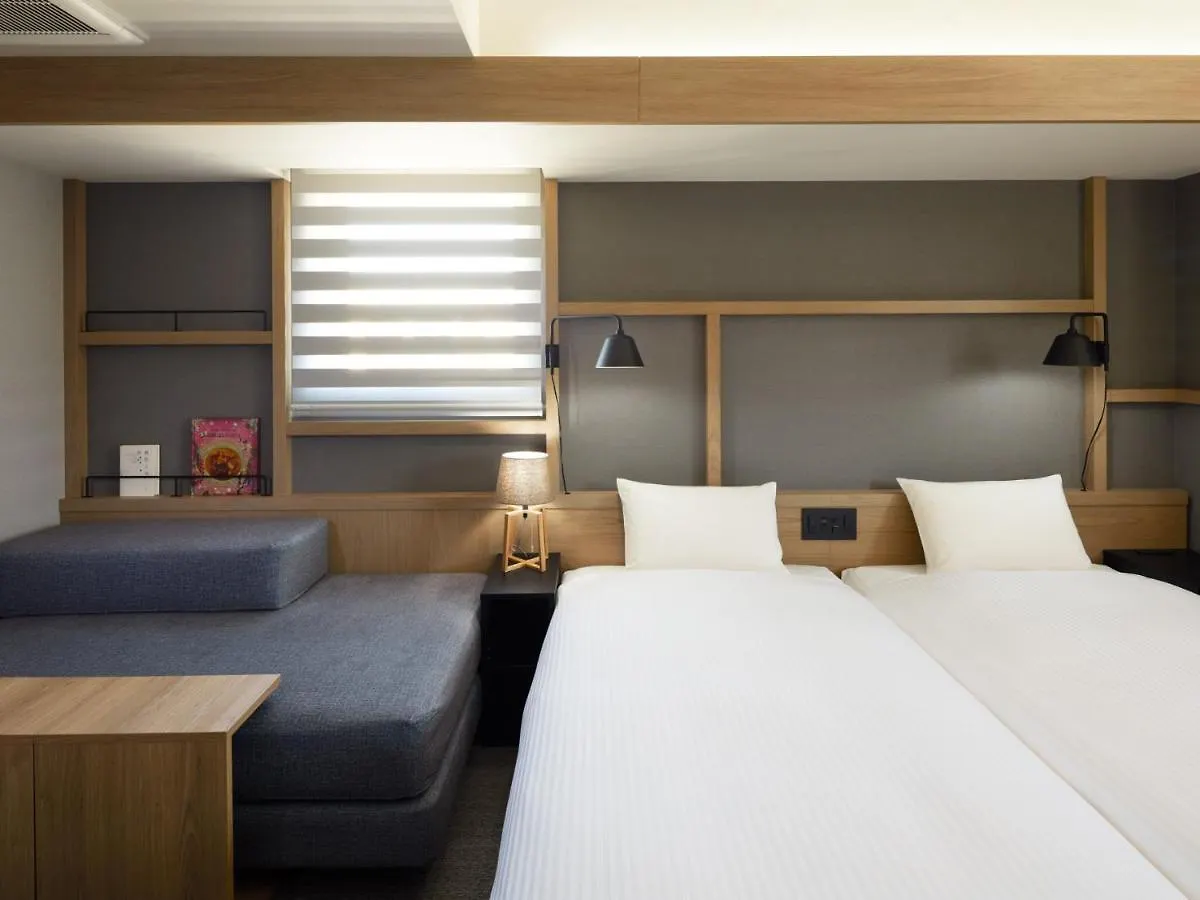 ***  Lamp Light Books Hotel Sapporo Japan
